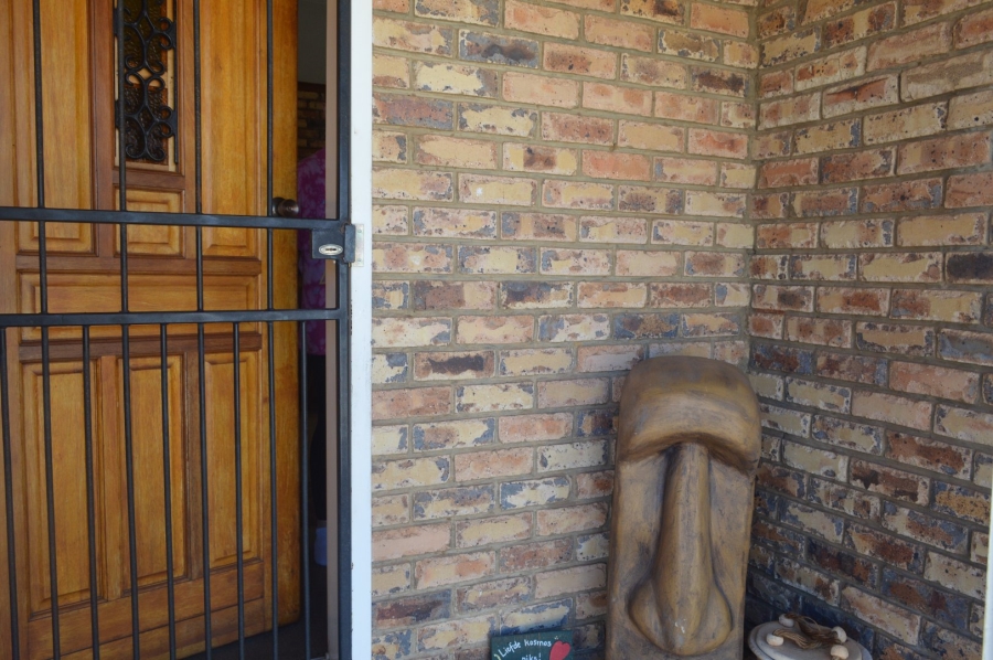 3 Bedroom Property for Sale in Wilkoppies North West